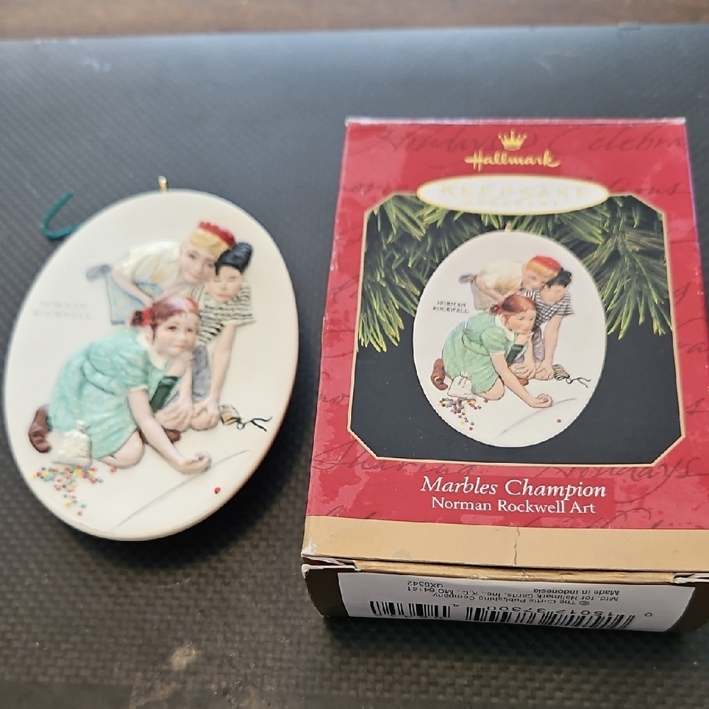 Hallmark Keepsake Ornament - Red and Green Marbles Champion In Original Box